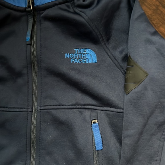 The North Face Layering jacket - Picture 2 of 6